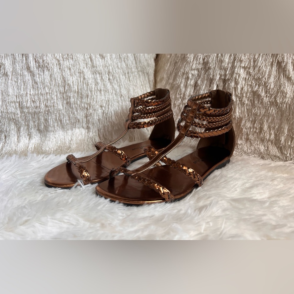 Montego Bay Club Copper Metallic Roman Style Sandals Size:7